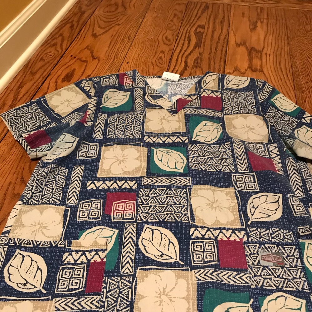 Scrub uniform top